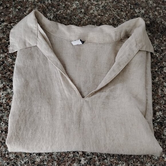 Cropped Linen Shirt - Picture 3 of 3